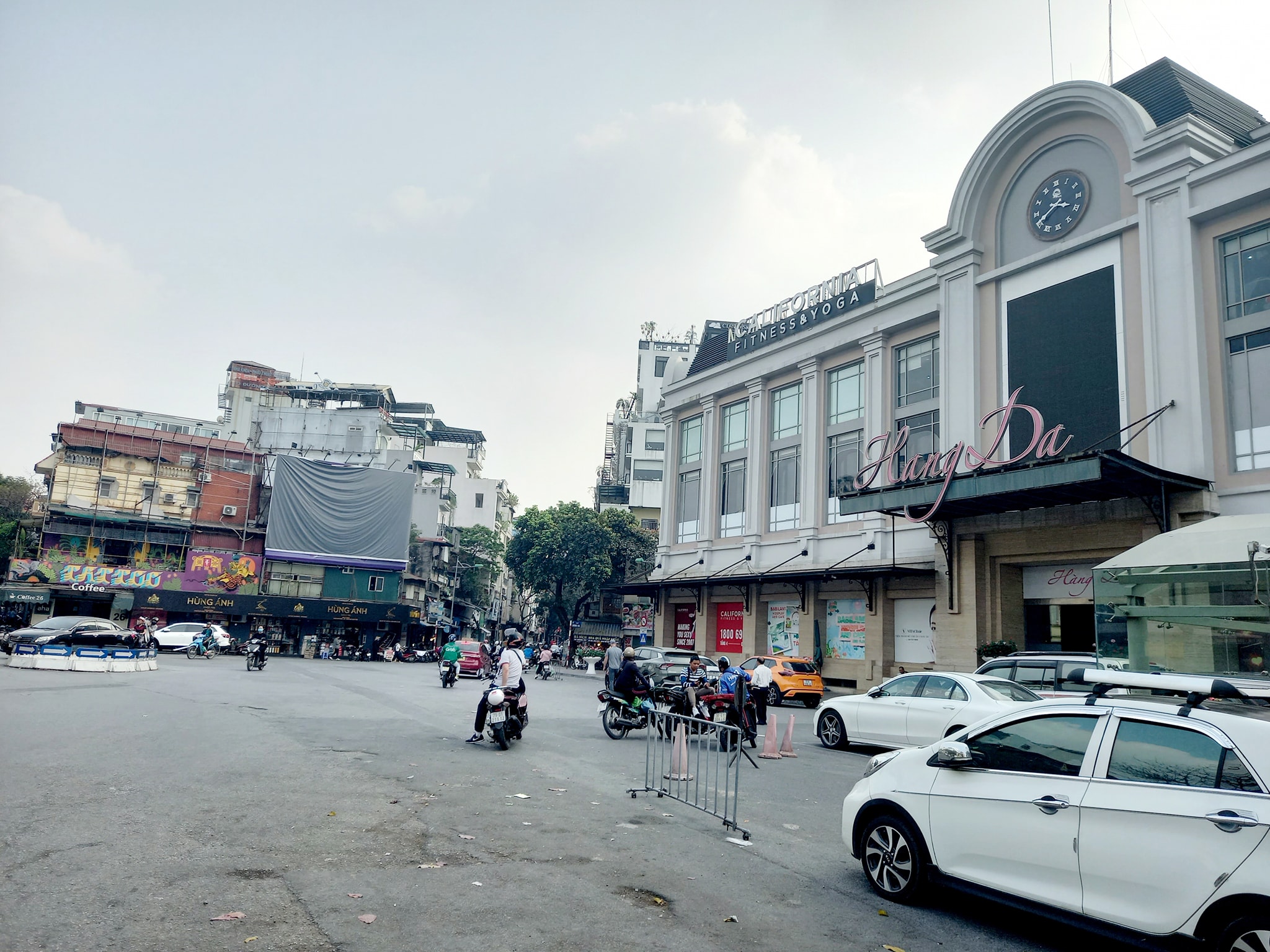 Bán Nhà chợ Hàng Da, Hoàn Kiếm, Hà Nội - 4 tầng 42m2 trung tâm - Giá nhỉnh 8 tỷ - Ảnh chính